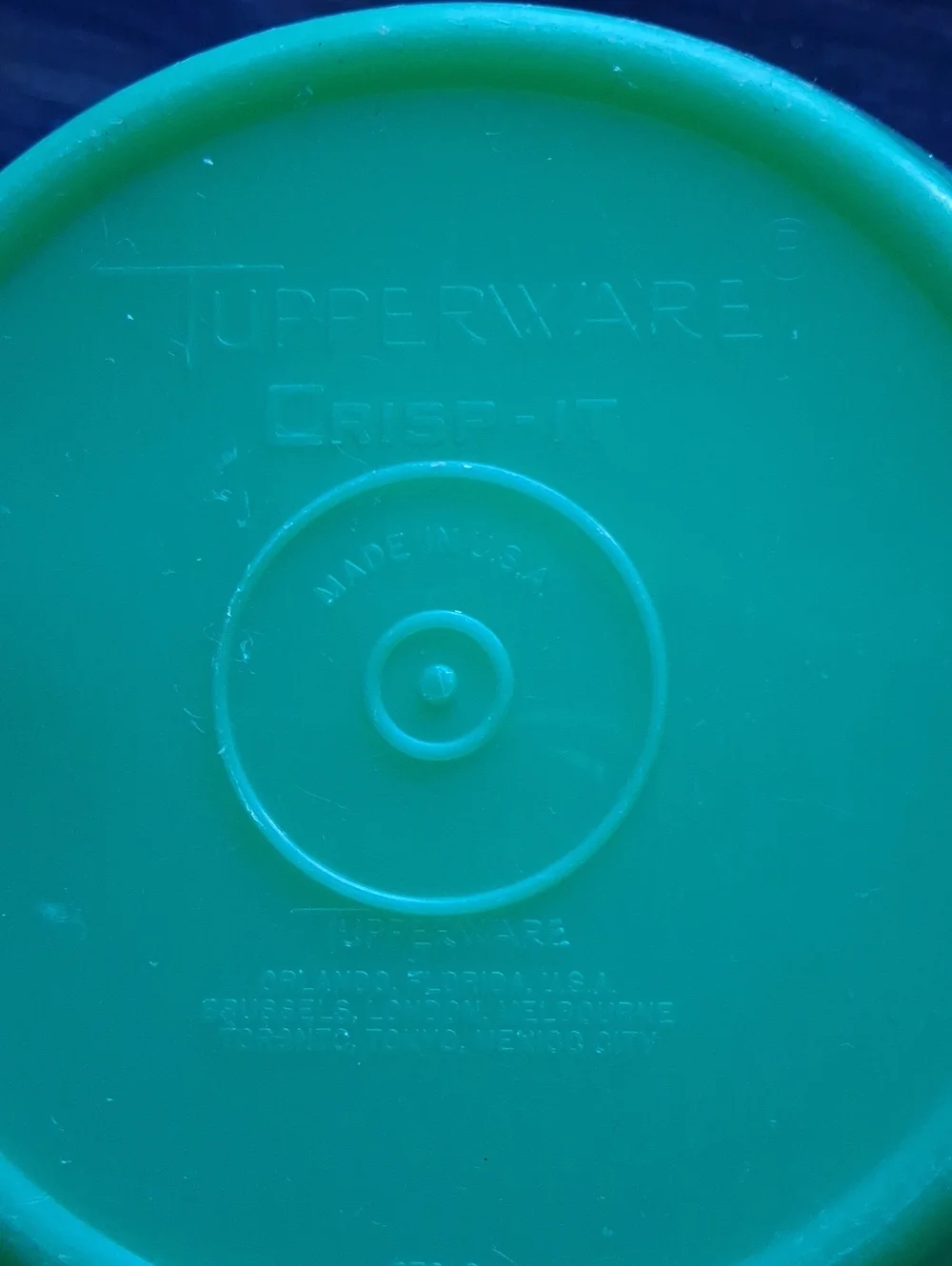 Vintage Tupperware Bright Green Mixing Bowl Set with Lids and Colander
